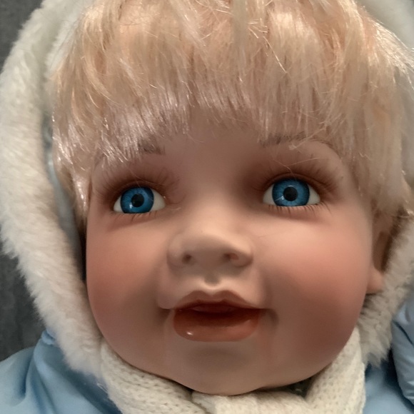 Porcelain dolls - Picture 3 of 3